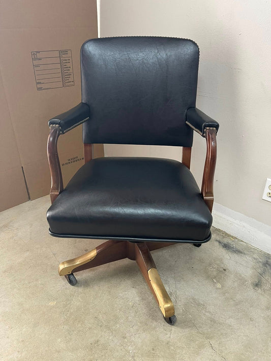Gunlocke Leather Adjustable Swivel Office Chair Late 20th Century