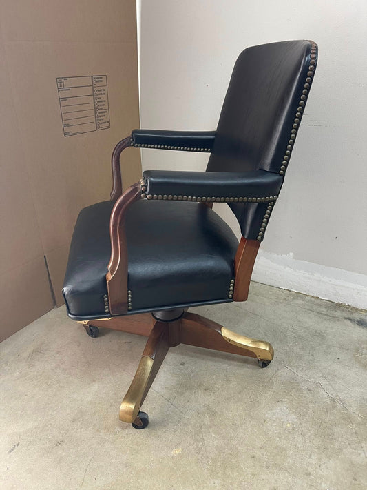 Gunlocke Leather Adjustable Swivel Office Chair Late 20th Century